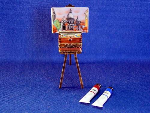 EASEL ON LEGS